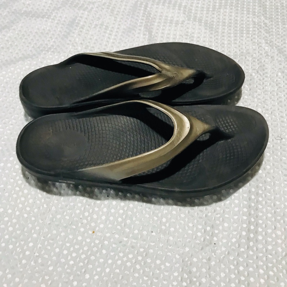 OOFOS‎ sandals - Picture 2 of 7